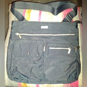 Baggallini Grey Crossbody messenger bag